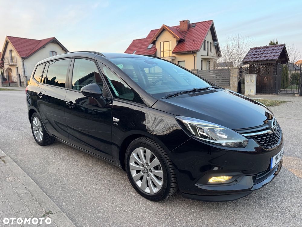 Opel Zafira 2.0 D (CDTI ecoFLEX) Start/Stop Active - 1