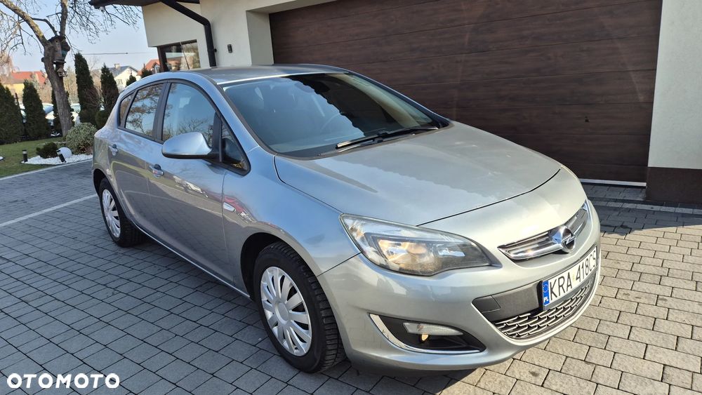Opel Astra 1.4 T Enjoy - 6