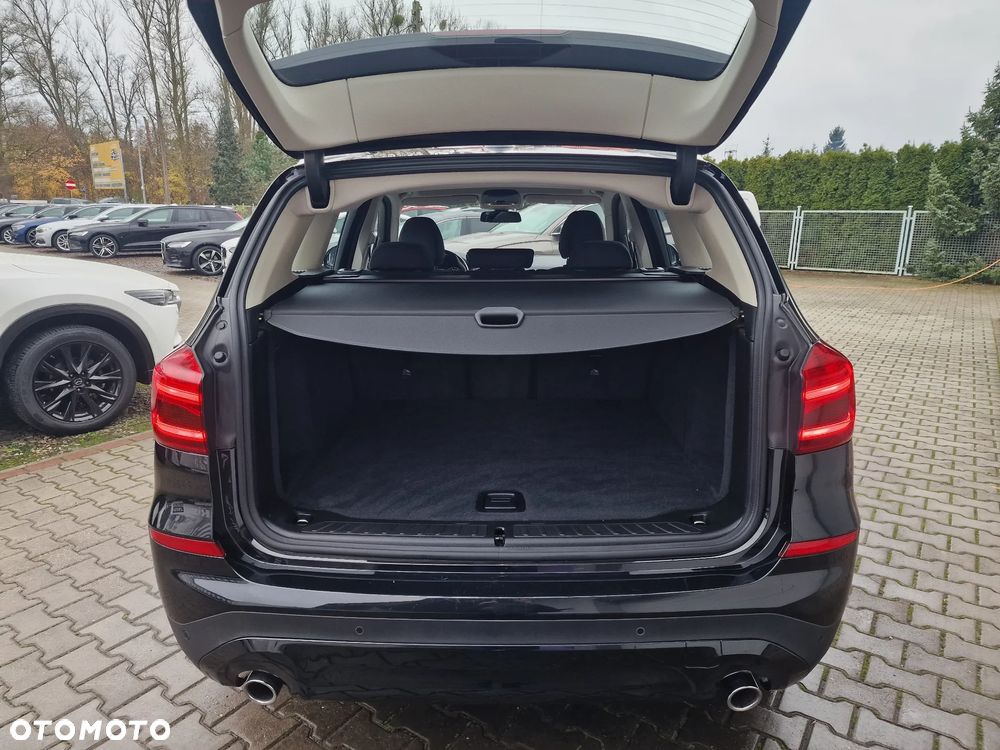 BMW X3 sDrive18d Advantage - 14