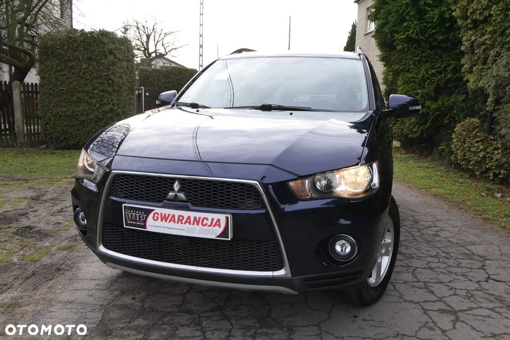 Mitsubishi Outlander 2.0 Intense 2WD - 8