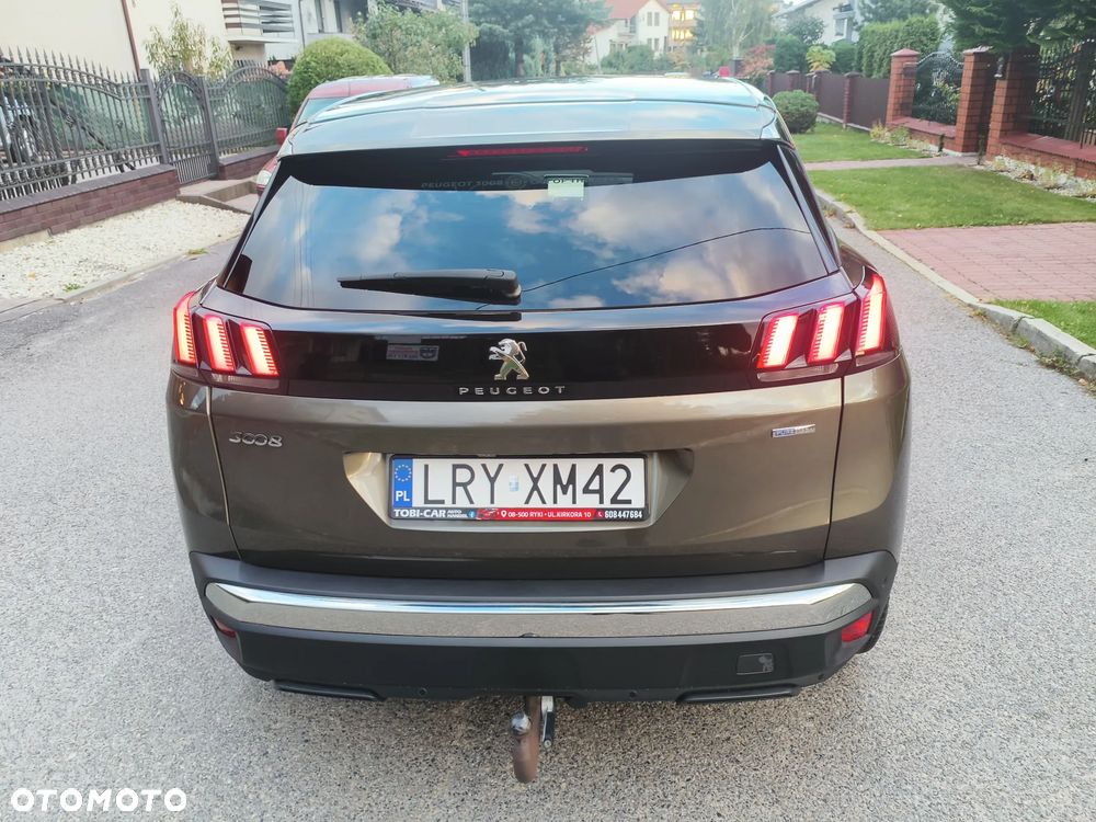 Peugeot 3008 1.2 PureTech Allure S&S - 23