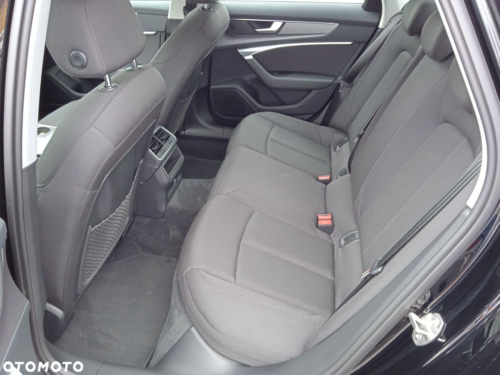 Audi A6 - 12