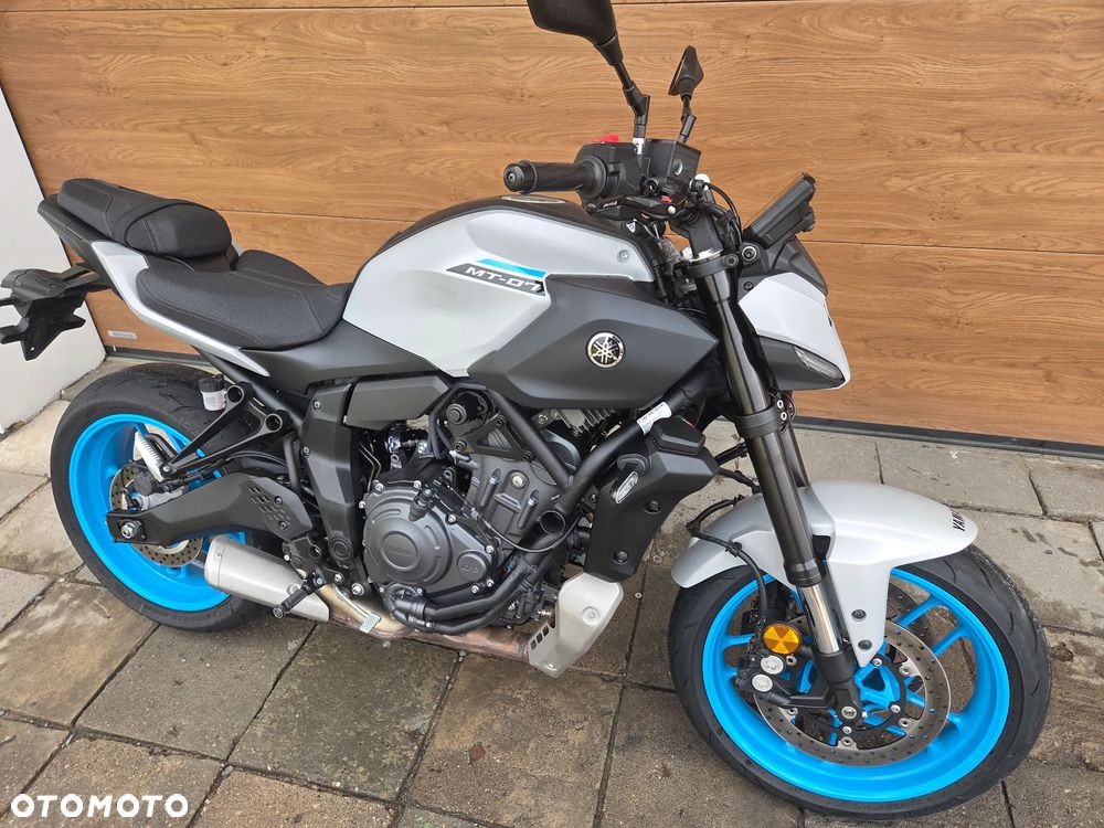 Yamaha MT - 22