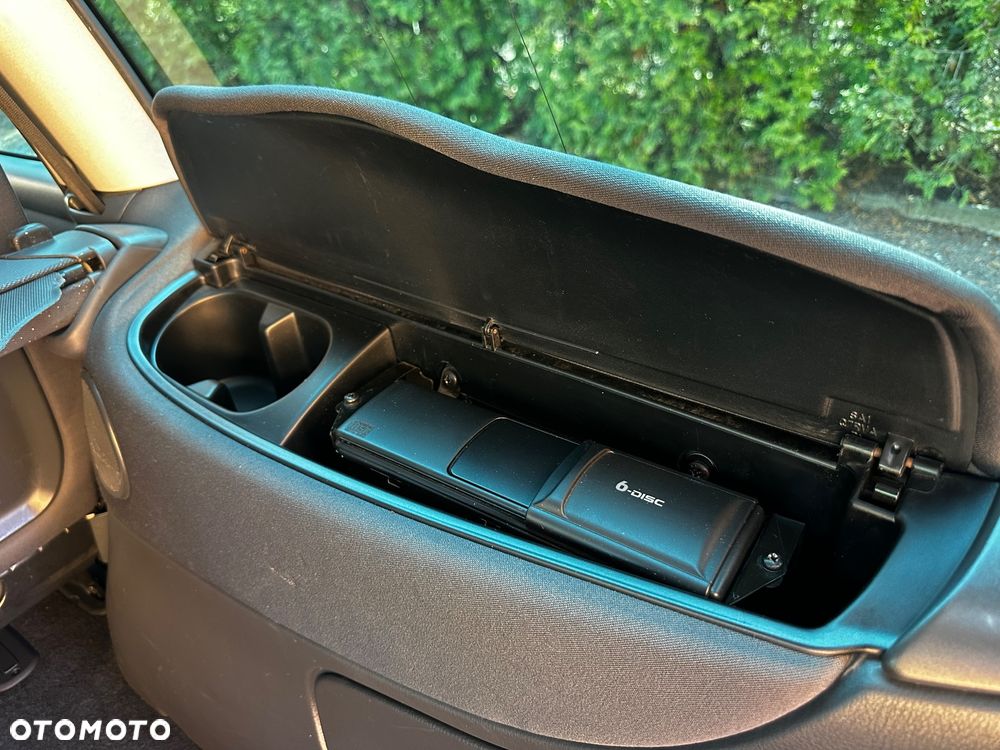 Volkswagen Sharan 1.8 5V Turbo United - 23