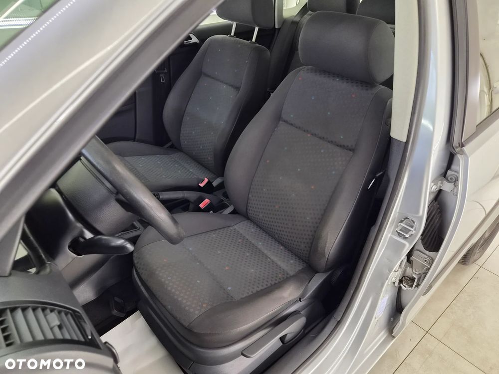 Volkswagen Polo 1.2 - 22