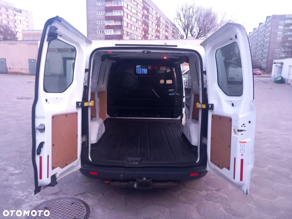 Ford TRANSIT CUSTOM - 29