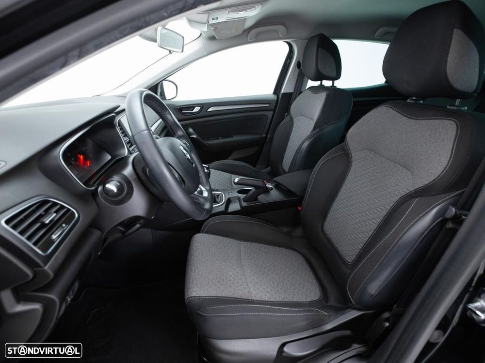 Renault Mégane 1.5 Blue dCi Limited - 8