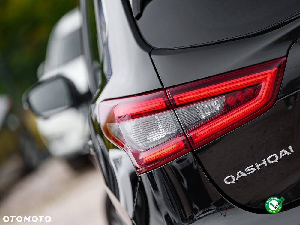 Nissan Qashqai 1.5 dCi N-Connecta EU6 - 10