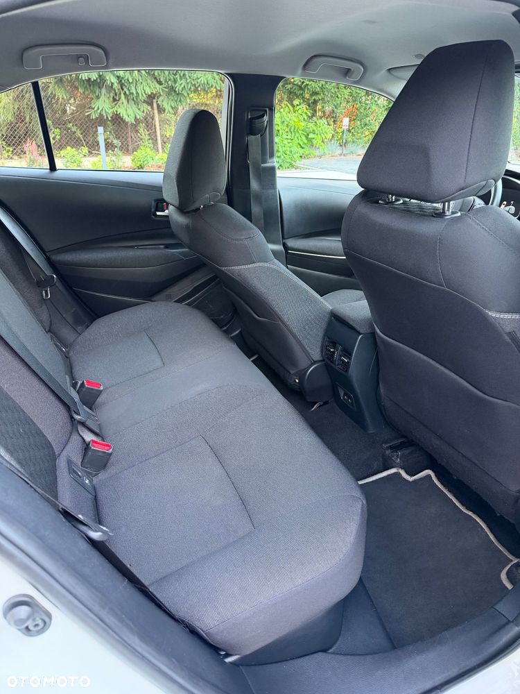 Toyota Corolla 1.8 Hybrid Comfort - 10