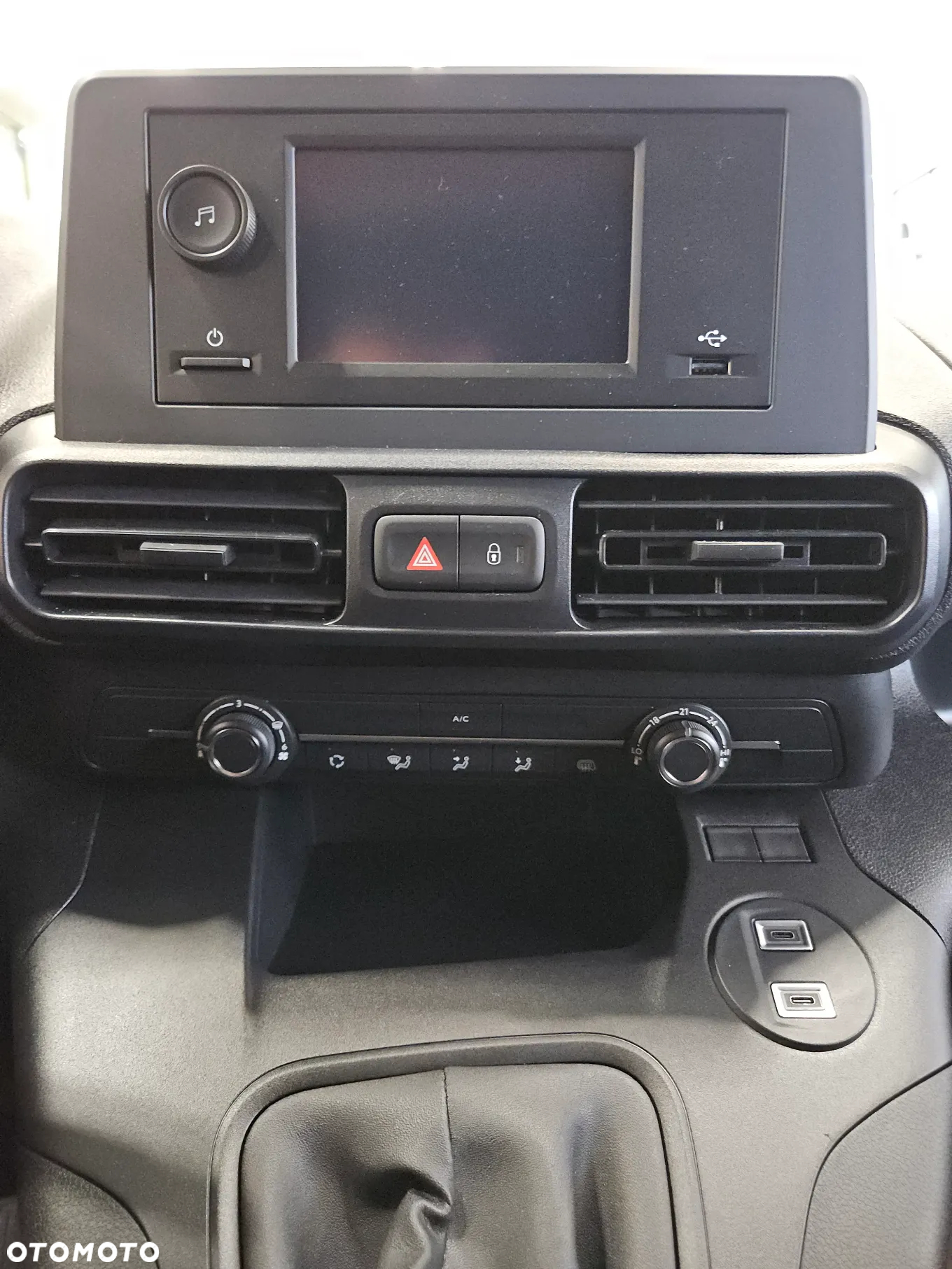 Toyota Proace - 10