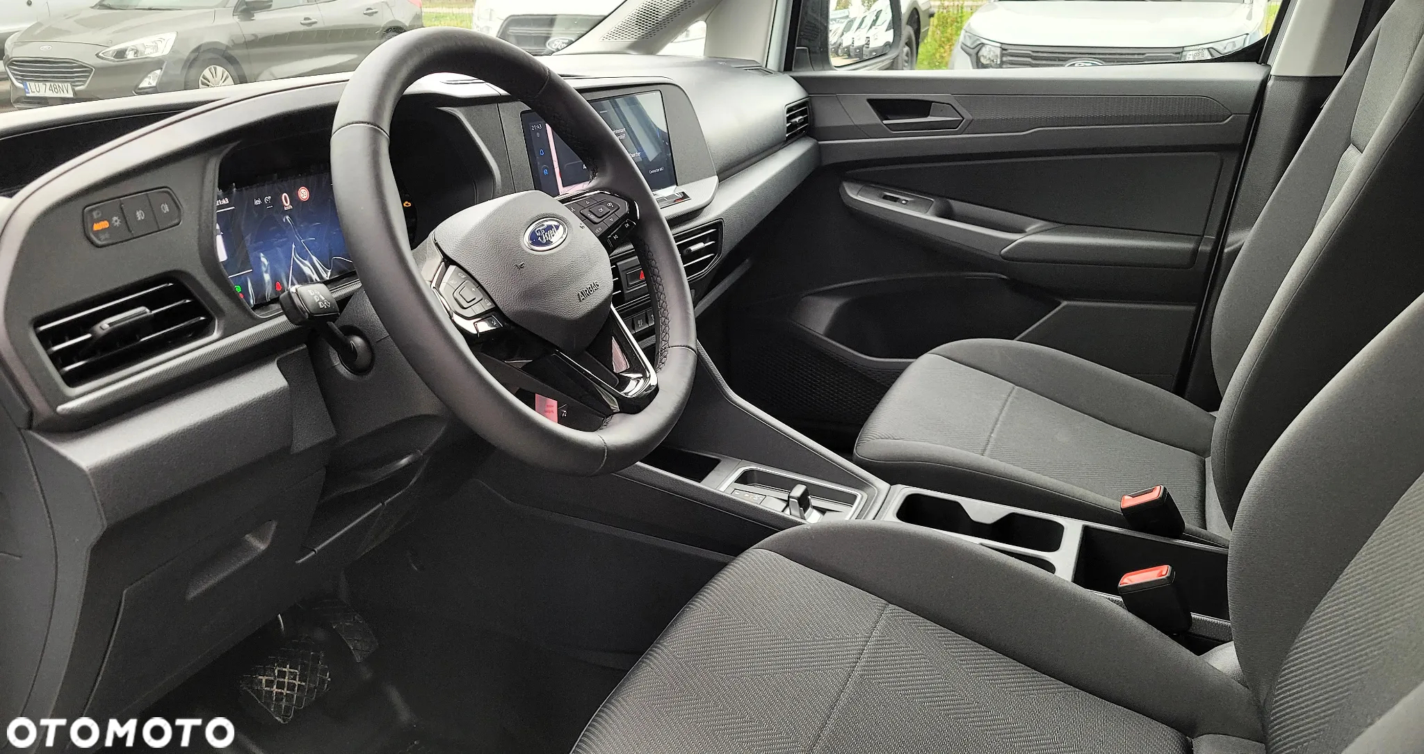 Ford Transit Connect - 11