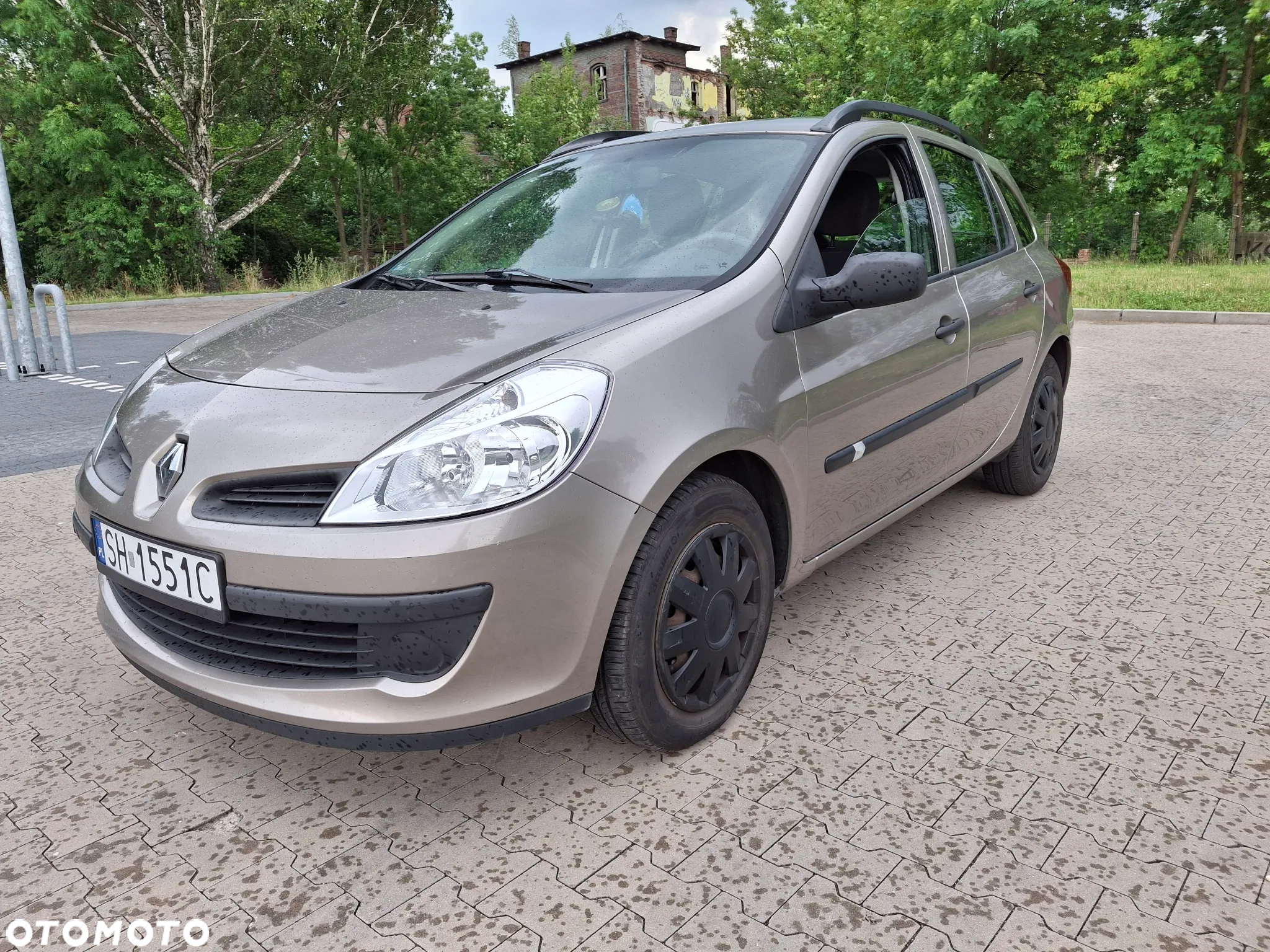 Renault Clio - 2