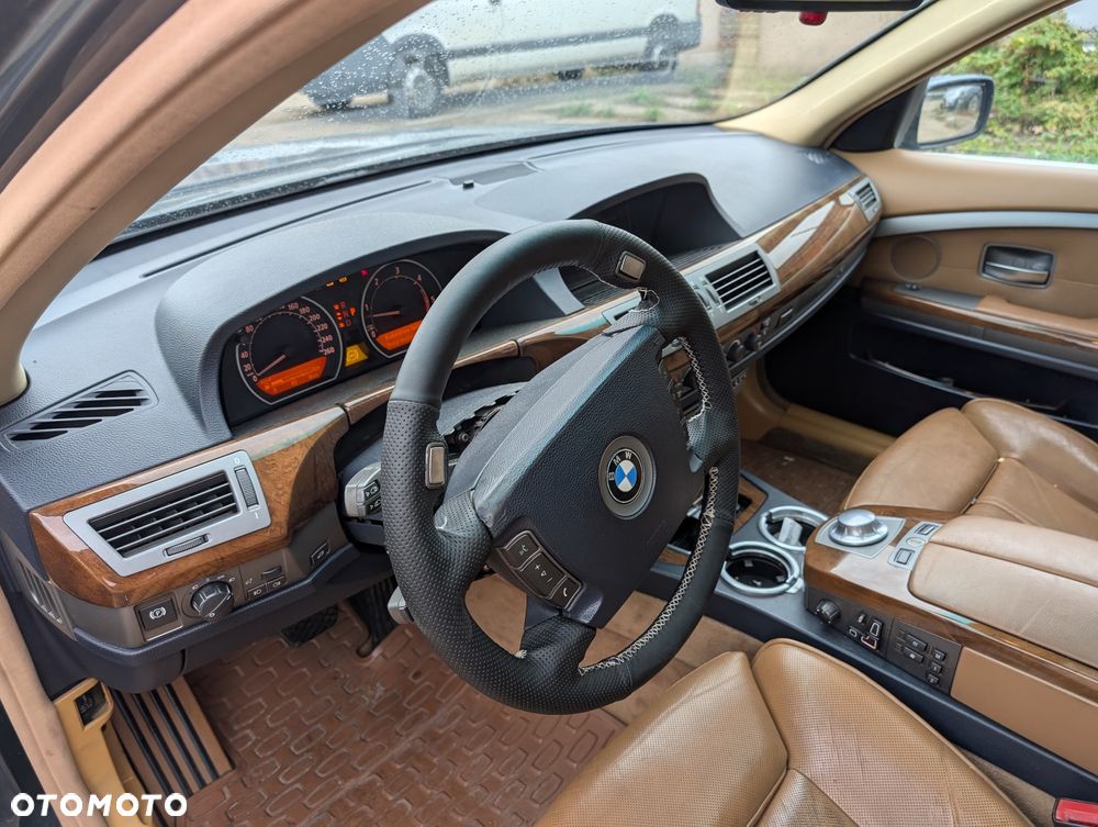 BMW Seria 7 740d - 18