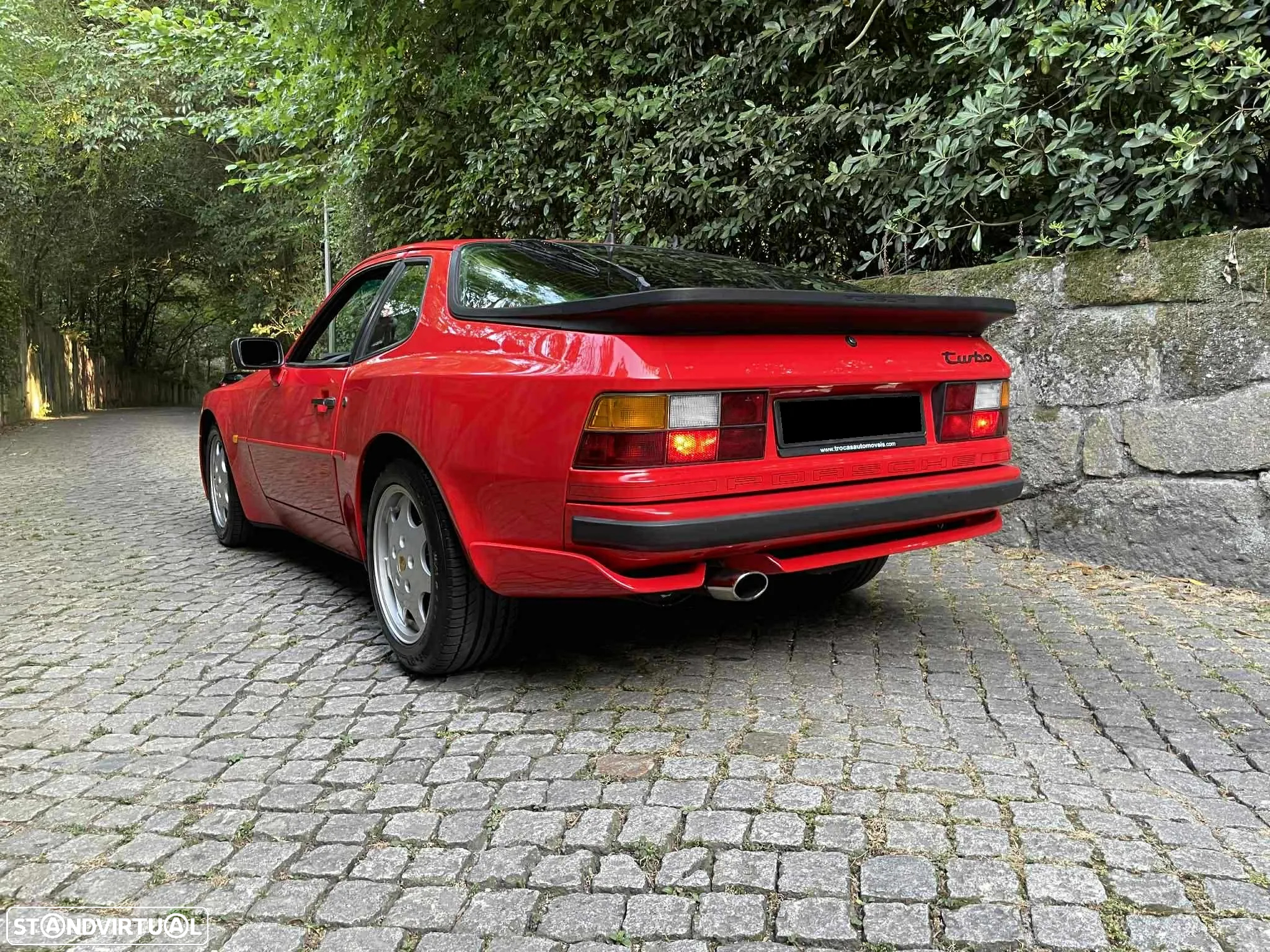 Porsche 944 Turbo - 30