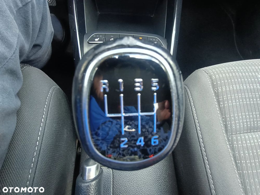Kia Stonic 1.4 M - 26