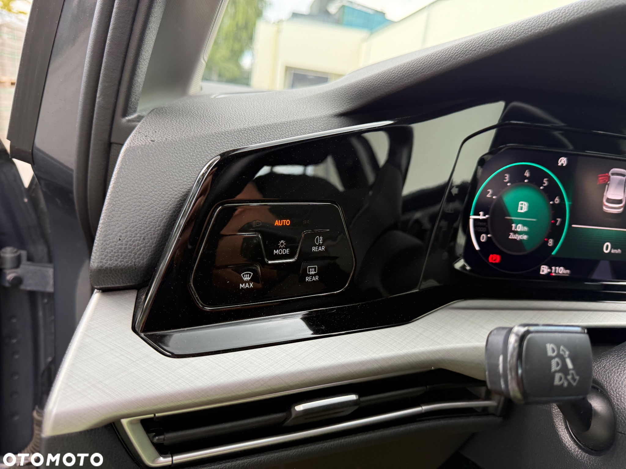 Volkswagen Golf VIII 1.5 TSI EVO Life - 27
