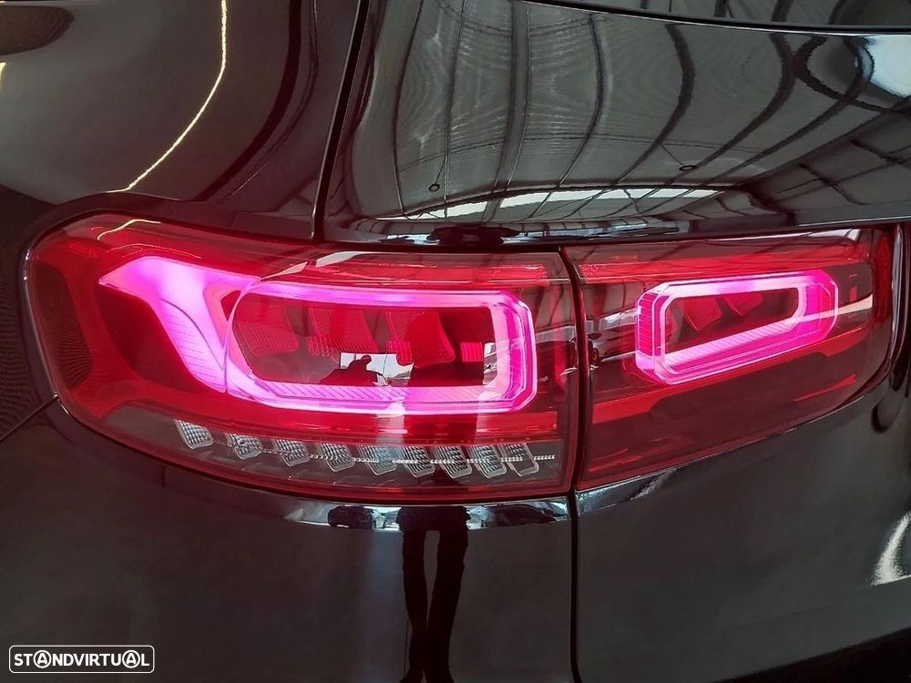 Mercedes-Benz GLB 180 d AMG Line - 13