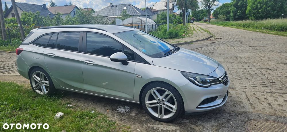 Opel Astra 1.6 CDTI 120 Lat S&S - 10