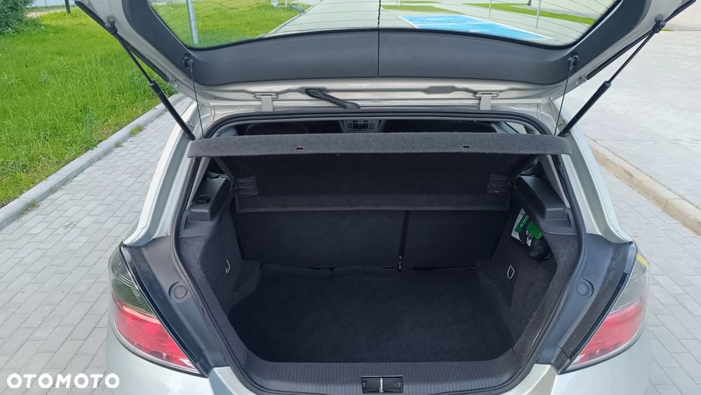 Opel Astra 1.6 Catch me - 18