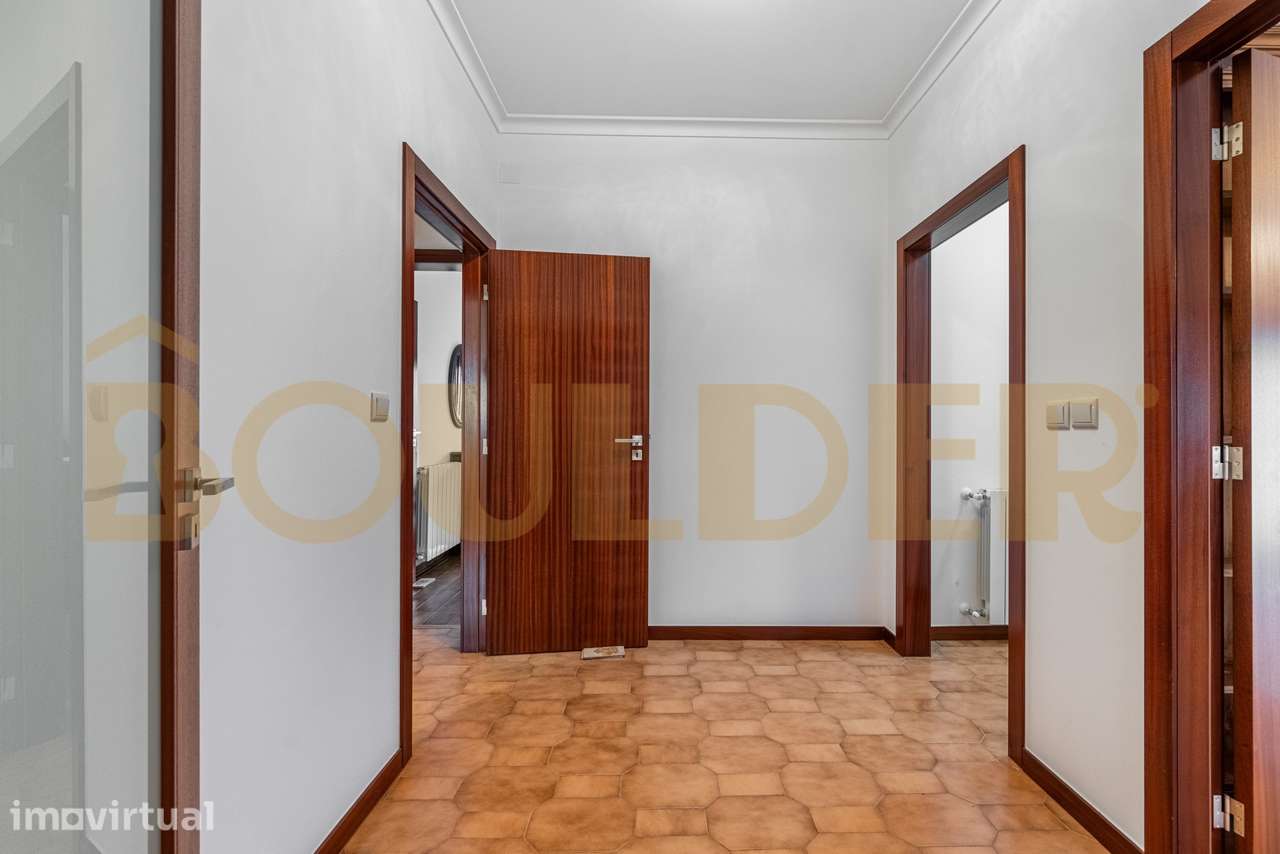 Moradia T7 em Travassos - Grande imagem: 5/60