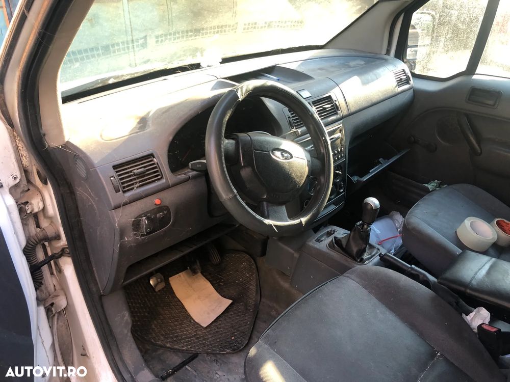 Dezmembrez Ford Transit Connect 1.8 TDCI alb 2008 - 7