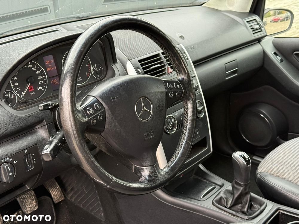 Mercedes-Benz Klasa A 200 Avantgarde - 10