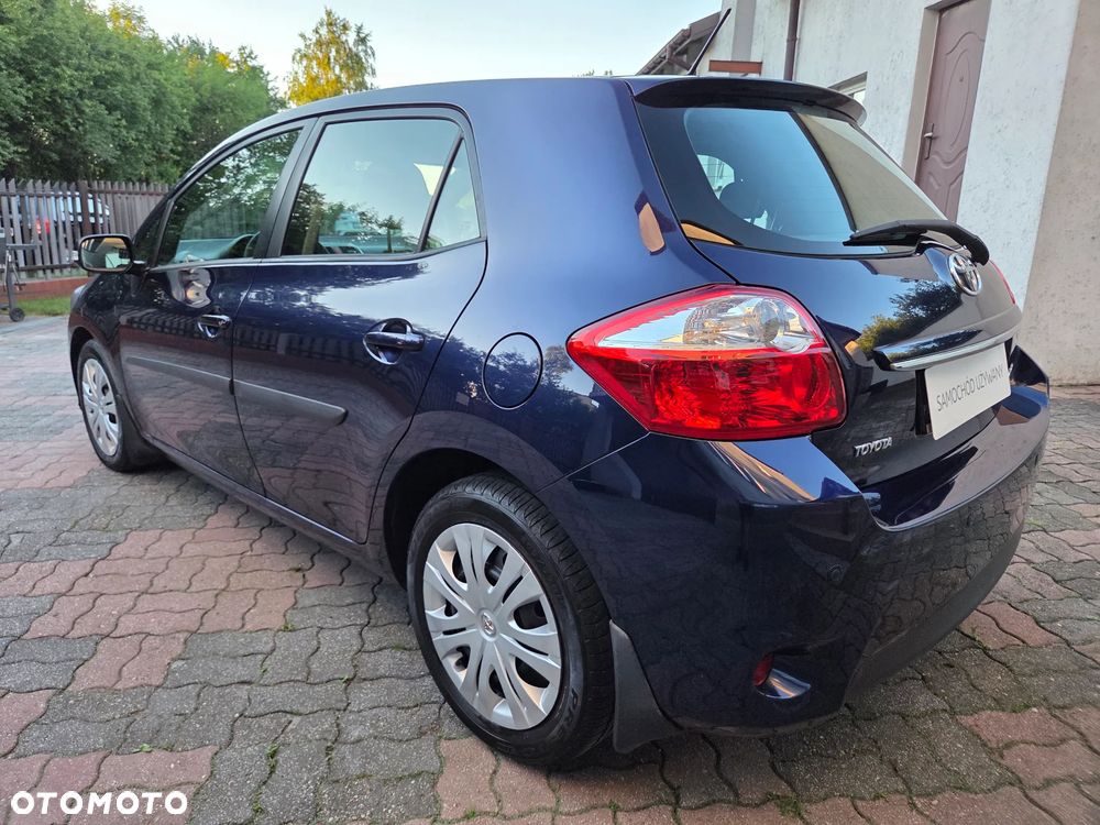 Toyota Auris - 32