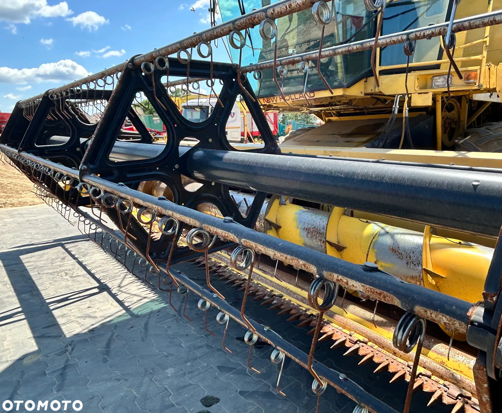 New Holland TX34 - 9