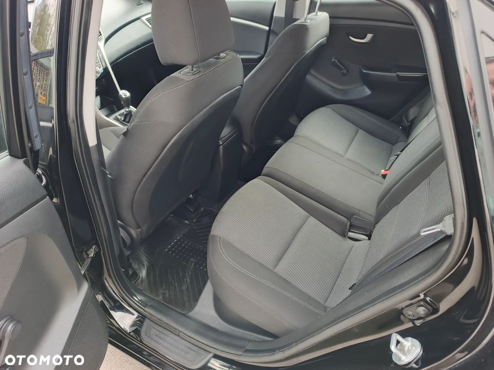 Hyundai i30 i30cw 1.4 Fifa World Cup Edition - 38