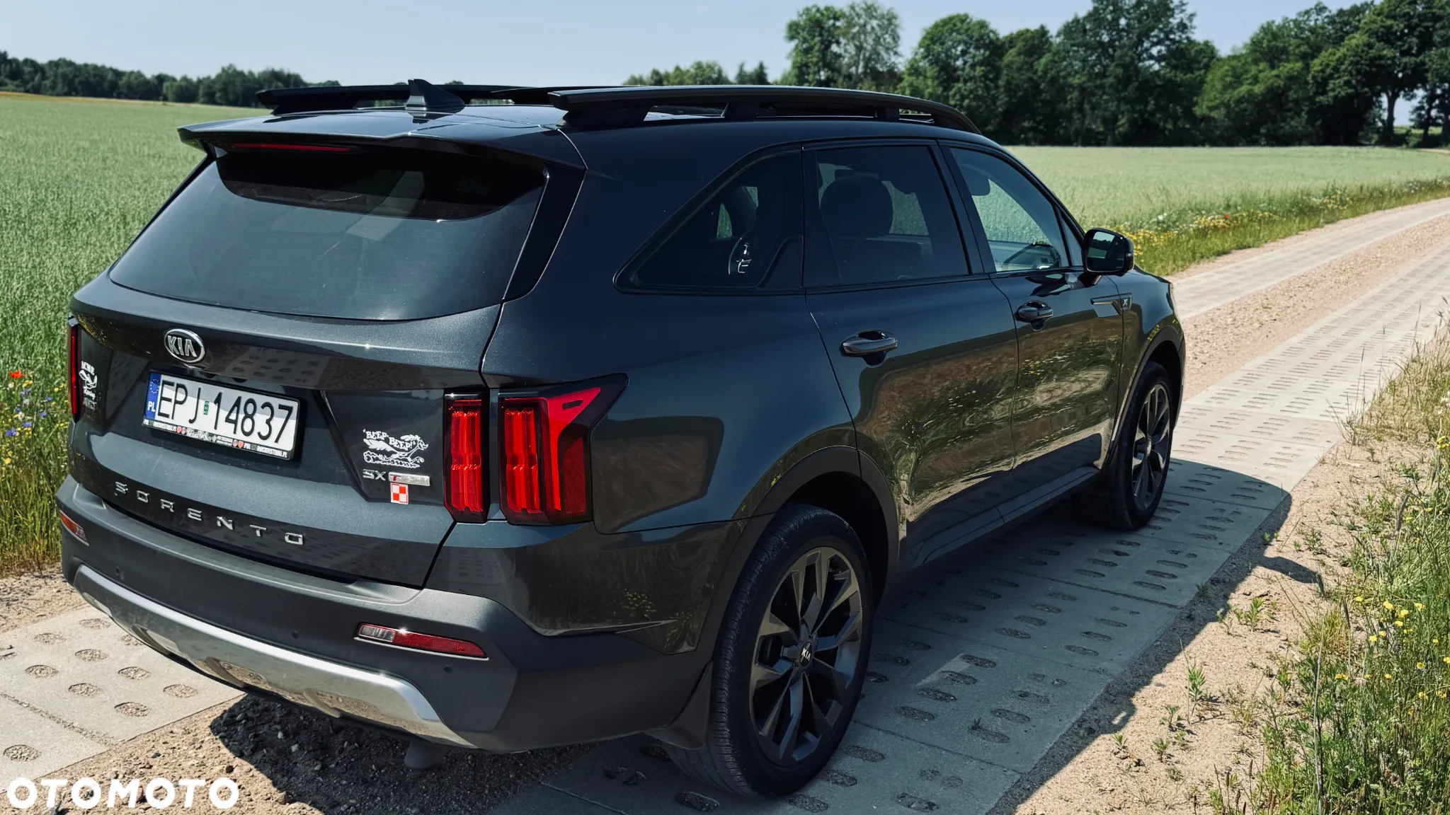 Kia Sorento - 4