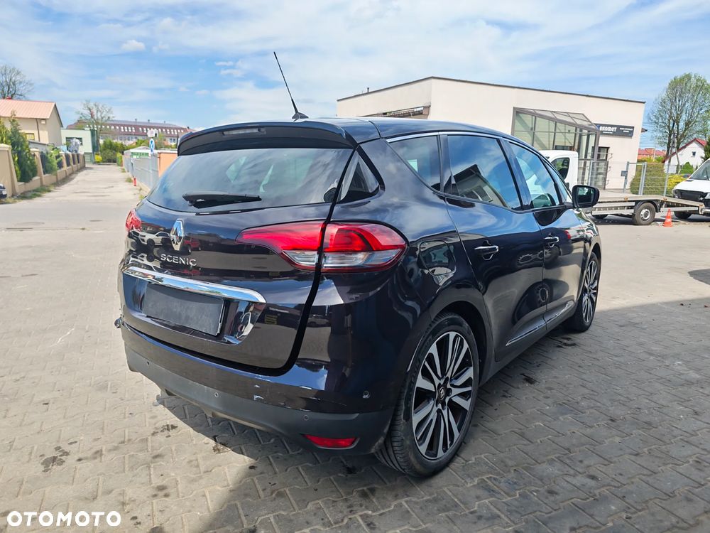 Renault Scenic - 11