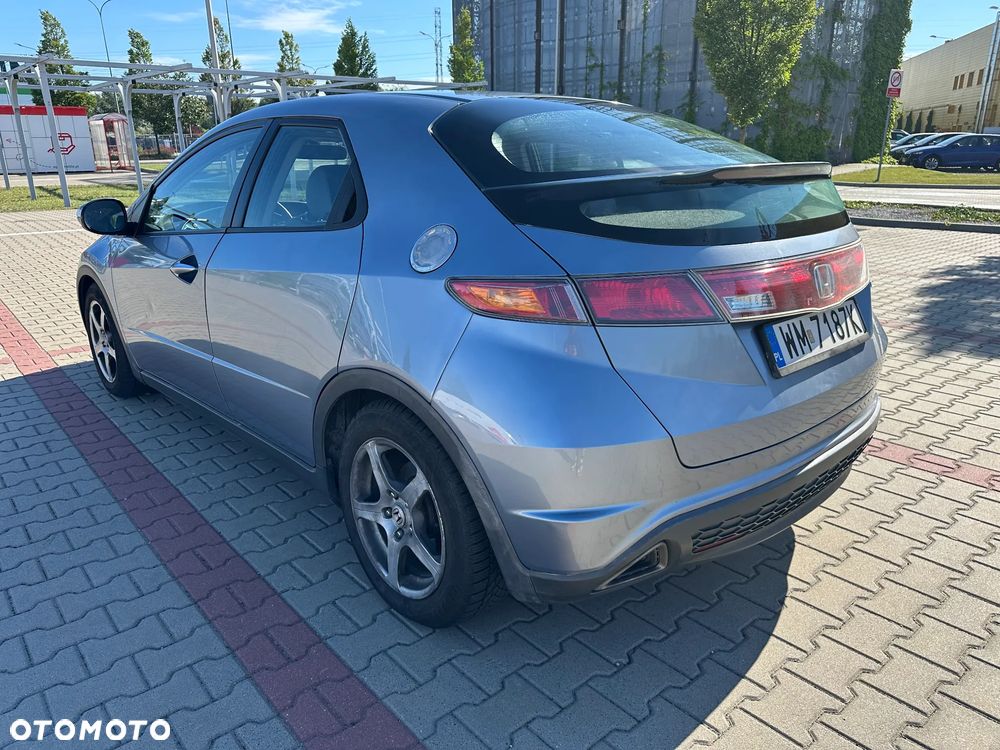 Honda Civic 1.8 Executive - 6