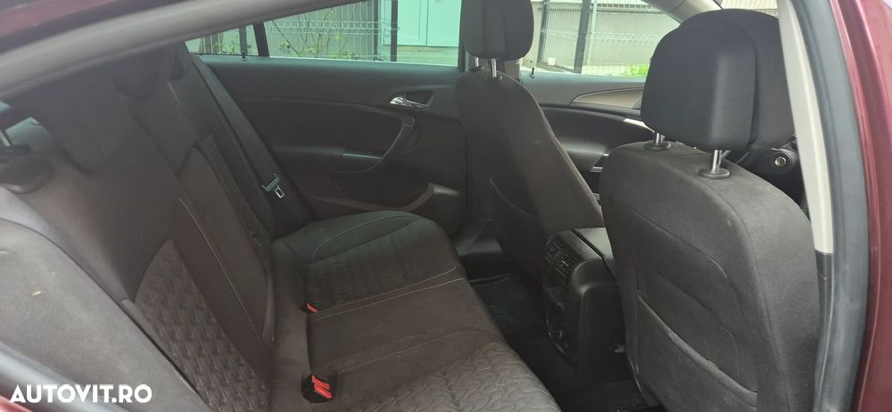 Opel Insignia 2.0 CDTI - 8