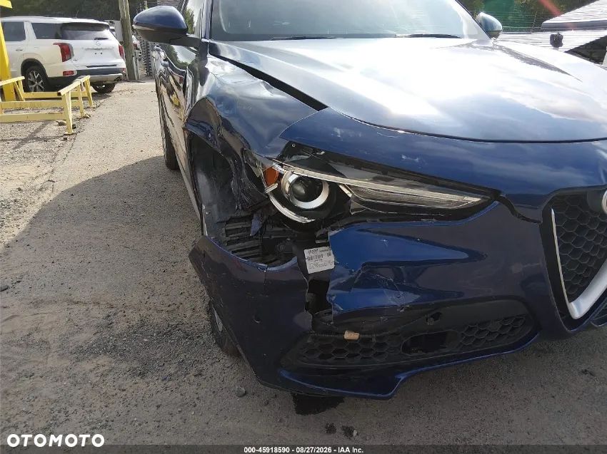 Alfa Romeo Stelvio 2.0 Turbo 16V AT8-Q4 - 5