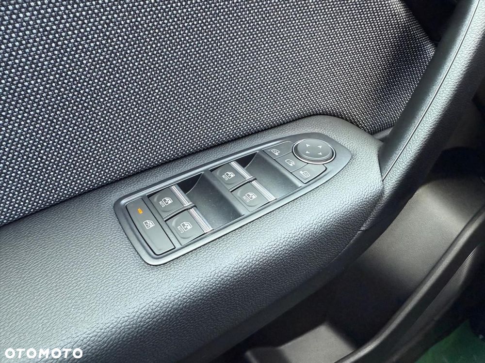 Renault Symbioz - 13