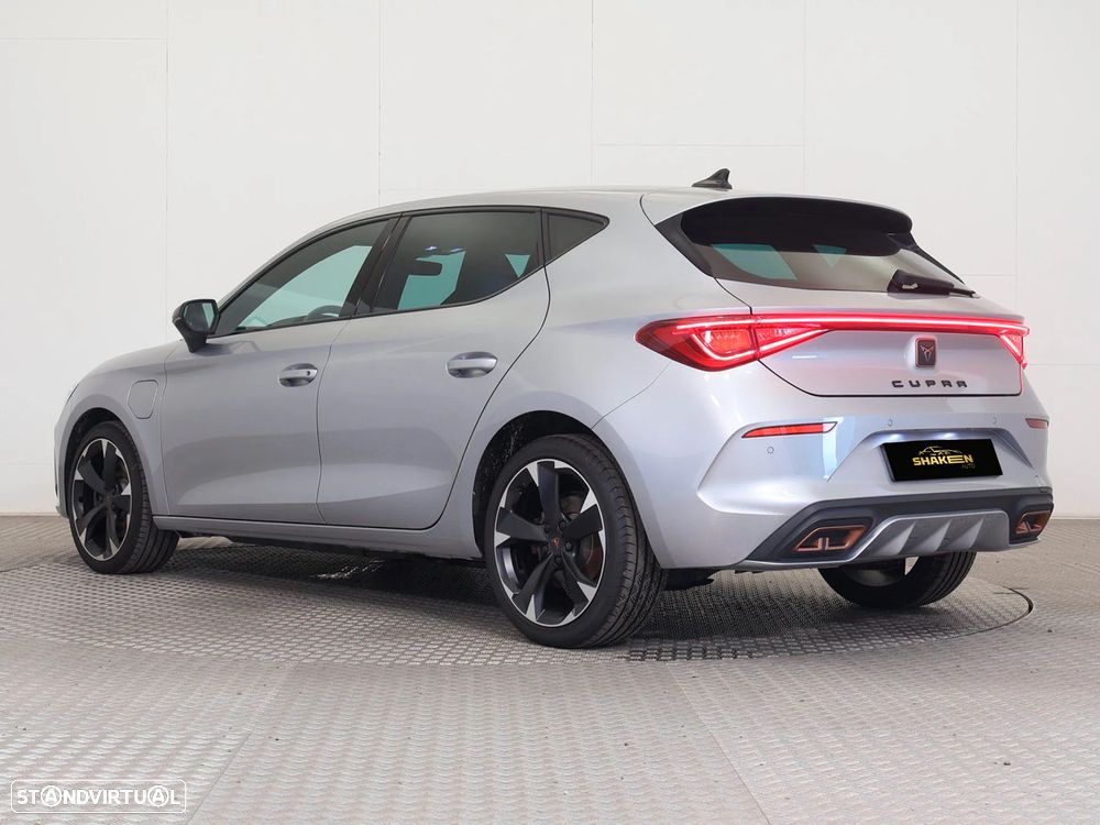 Cupra Leon 1.4 e-Hybrid VZ DSG - 4