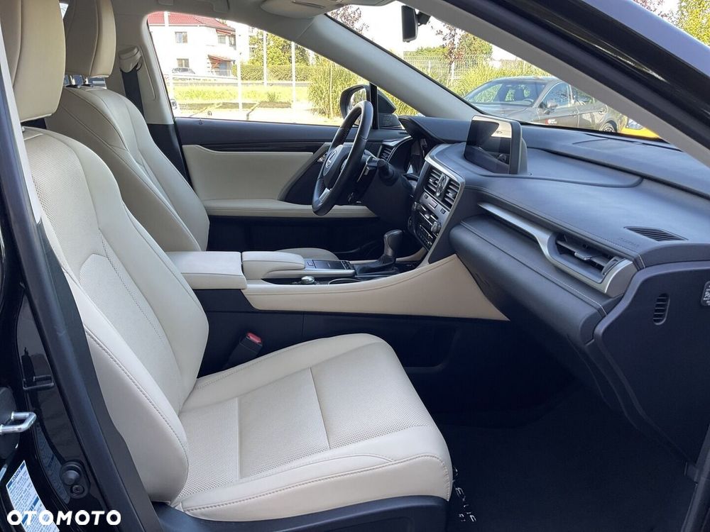 Lexus RX 450h Business Edition - 9