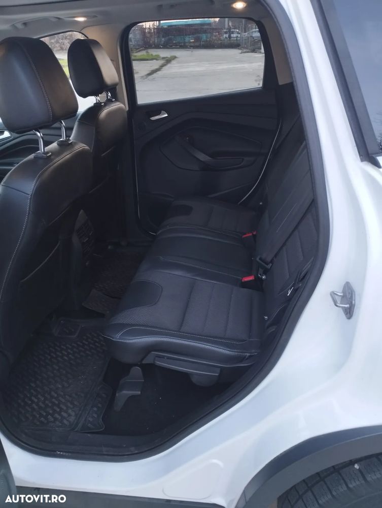 Ford Kuga 2.0 TDCi Powershift 4WD Titanium - 7