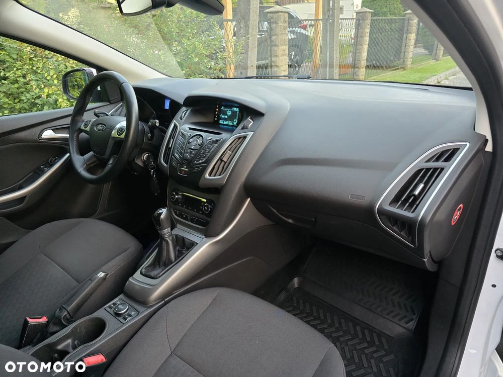 Ford Focus 1.0 EcoBoost 99g Trend Sport - 31