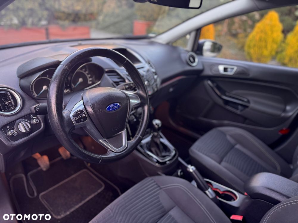 Ford Fiesta 1.0 EcoBoost Titanium - 11