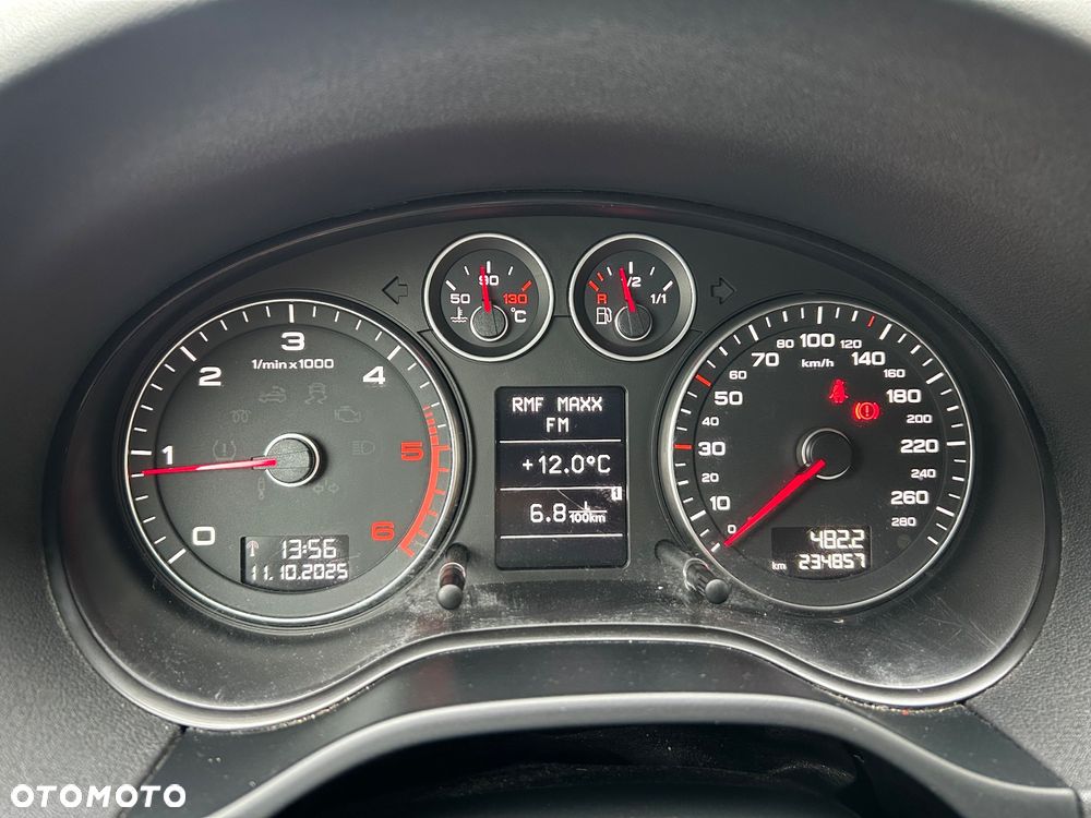 Audi A3 Sportback 2.0 TDI DPF S line Sportpaket - 21