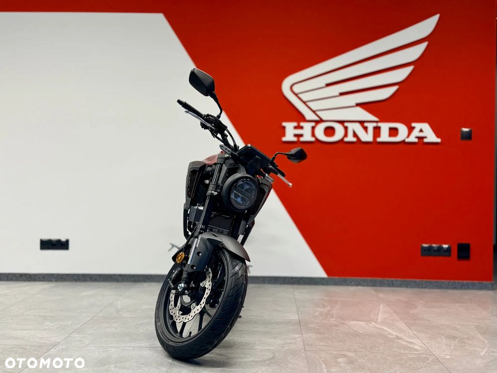 Honda CB - 3