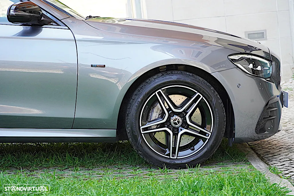 Mercedes-Benz E 300 de AMG Line - 13