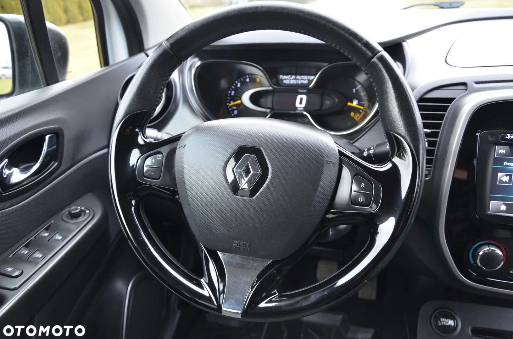 Renault Captur - 20