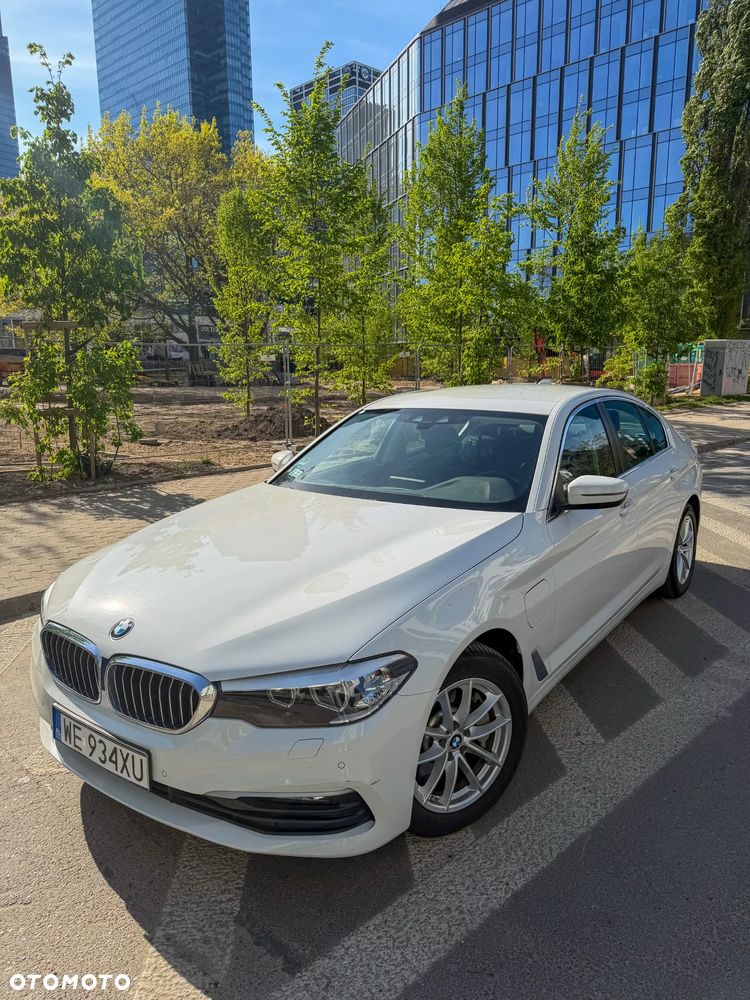 BMW Seria 5 530e iPerformance GPF - 1