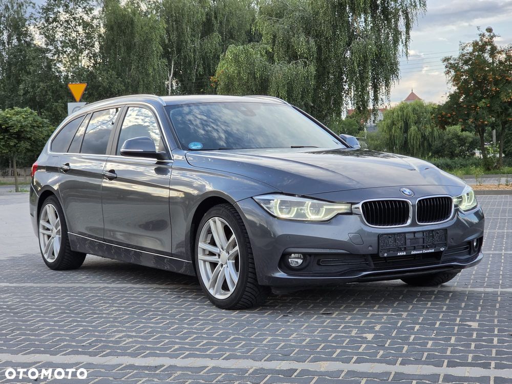 BMW Seria 3 320d Luxury Line sport - 3