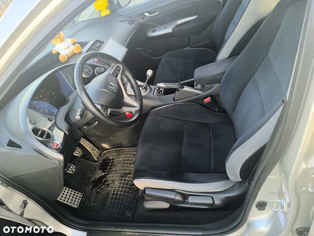 Honda Civic 1.8 Executive - 15