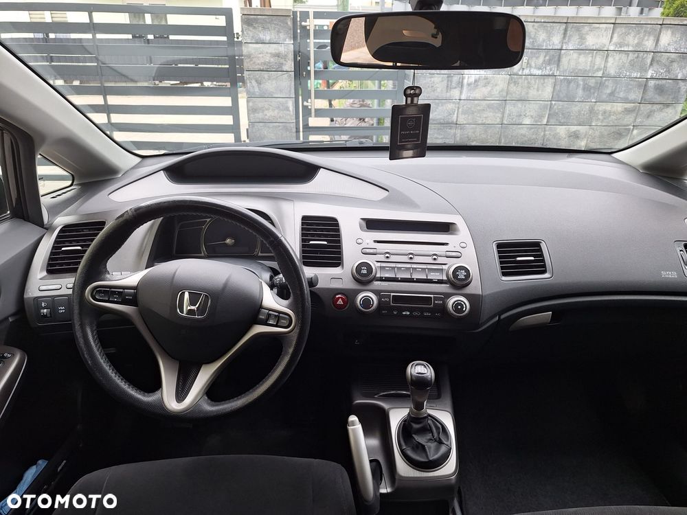 Honda Civic 1.8 Executive - 7