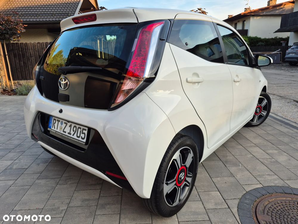 Toyota Aygo 1.0 VVT-i Sprint EU6 - 6