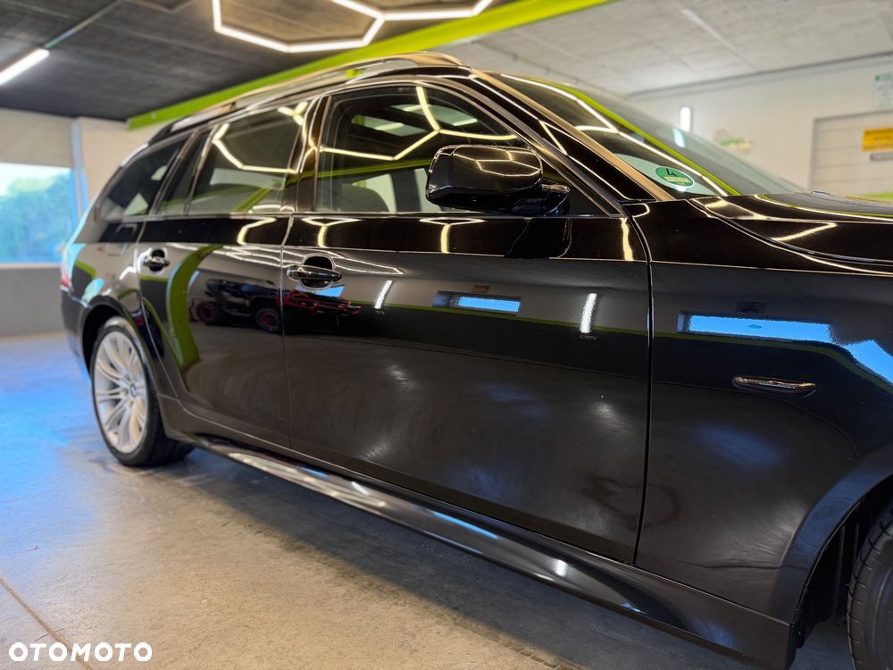 BMW Seria 5 530d Sport-Aut Edition Sport - 7